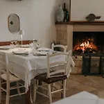 Casa Mita Bed & Breakfast