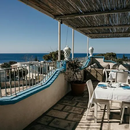 Couette-café Casa Mita 4*